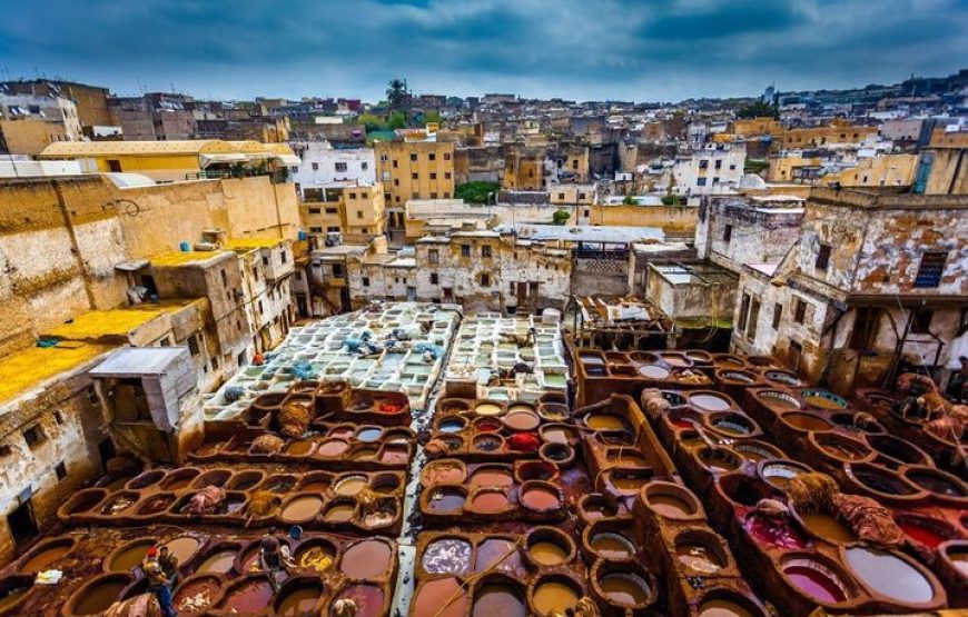 Voyage privé de 2 jours de Casablanca à Chefchaouen et Fès